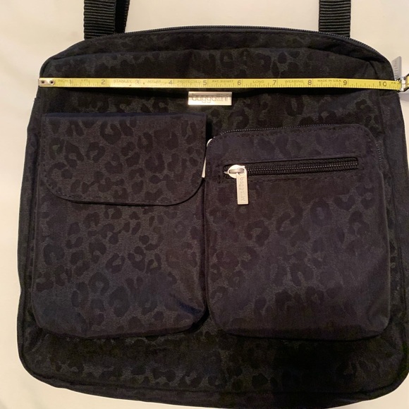 Baggallini Nylon Modern Crossbody 2 Front Pockets in Front Adjustment Strap NWOT - Picture 9 of 11